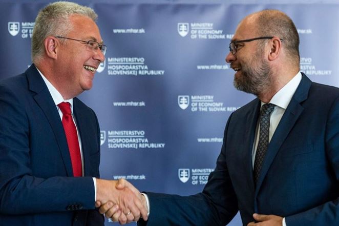 Štát nevyužije predkupné právo na VSE, zinkasuje za to 35 miliónov eur